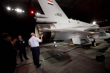 F-16 fighter jets are ready to fight IS in Iraq