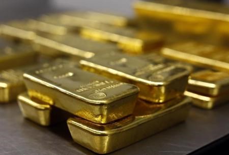 الذهب يستقر في التعاملات الاسيوية قرب أدنى مستوى له في شهرين ونصف